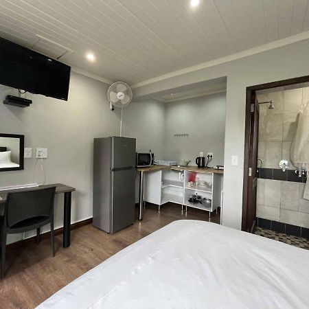 Halleria Self Catering White River Exterior foto